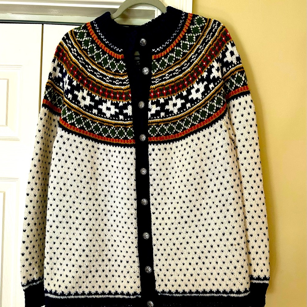 Hand knit Norwegian Sweater, William Schmidt Oslo. 100% Wool. Vintage.